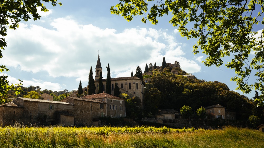 Vue sur le village médiéval